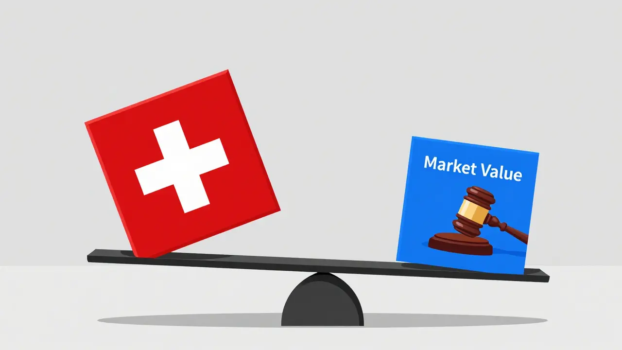 Весы, уравновешивающие кадастровую и рыночную стоимость недвижимости, в геометрическом стиле